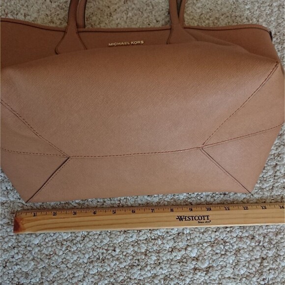 Michael Michael Kors Saige Medium Handbag Tote With Removable Wristlet - Picture 10 of 12